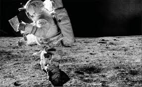 Astronaut Edgar Mitchell, Apollo 14