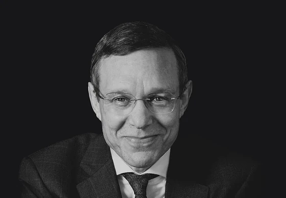 Avi Loeb in 2023, Harvard astrophysicist, photographed by Christopher Michel