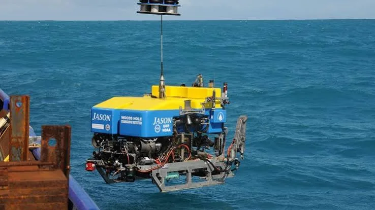 NOAA remotely operated vehicle Deep Discoverer aboard a research vessel